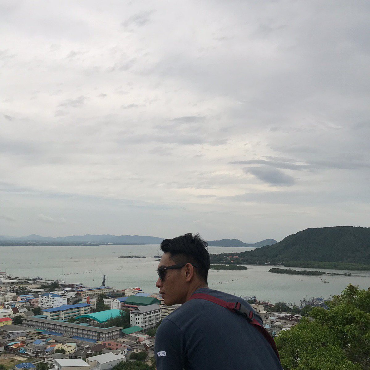 ZakwanAzmiii's tweet photo. Weekend Vibes https://t.co/0tfc8Zpyoi