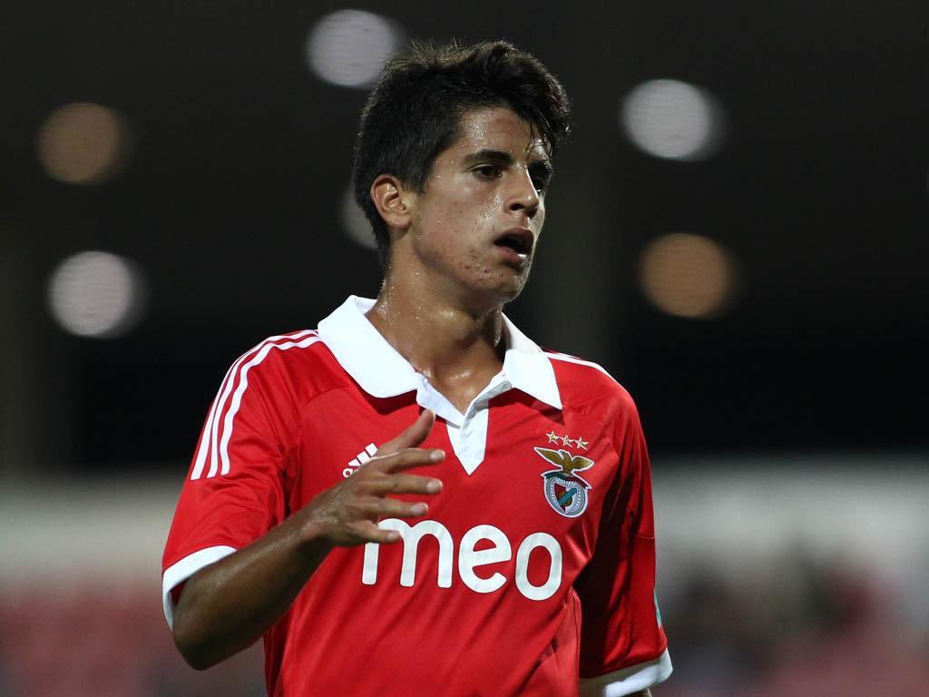 Twitter 上的⚡🇧🇼："Joao Cancelo spent 5 years in Benfica's youth setup. Two  familiar faces were also there during that time https://t.co/mbPI6baOIi" /  Twitter