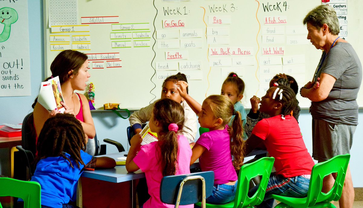 SummerLEAP's tweet image. Reading in the kindergarten classroom! #education #enrichment. @acsrochester #acsummerleap #leap #summerleap #summerlearning #summerlearningloss #summercamp #rcsd @rcsdnys @rocrestorative #reading #learning #teaching #summer #restorative #restorativejustice #restorativelearning