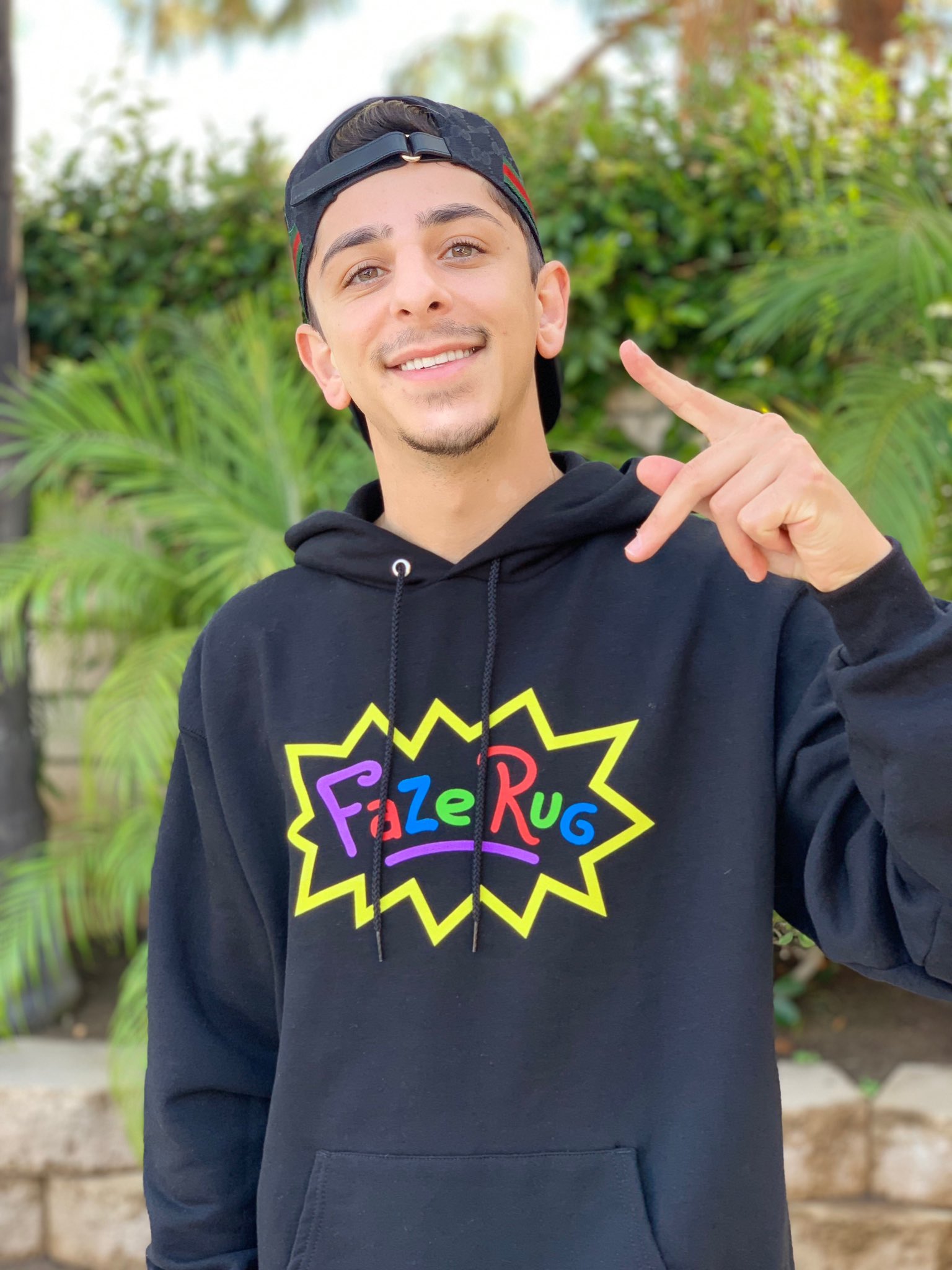 Faze rug best sale champion hoodie