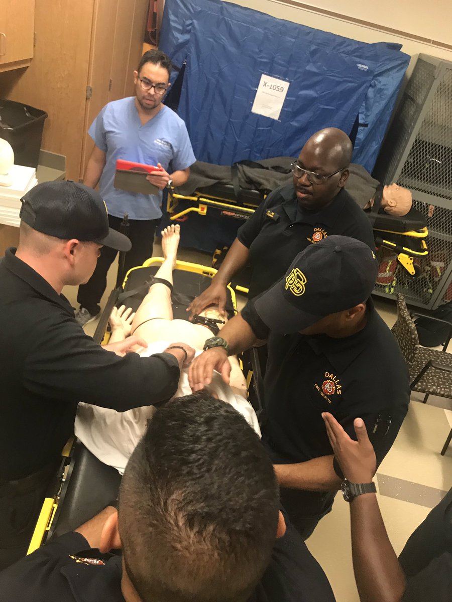Station 5 - poly-trauma! All about BLS. ABCDE or MARCH? Which algorithm is better? Stop massive hemorrhage with tourniquet and manage ABC’s simultaneously. Decompress PTX in AAL for higher chance of success. Rapid transport, but reverse life threats first!  #EMS  #FOAMems6/x