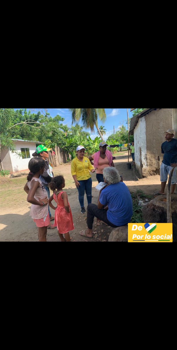 anacorreajimez's tweet photo. Visitando a la comunidad de San Bernardo, tuvimos la oportunidad de compartir con algunas familias para que desde la asamblea forjemos un departamento socialmente incluyente. ASAMBLEA #52 #DeCorazónPorLoSocial 💛💛 https://t.co/bVjNCvQfzE