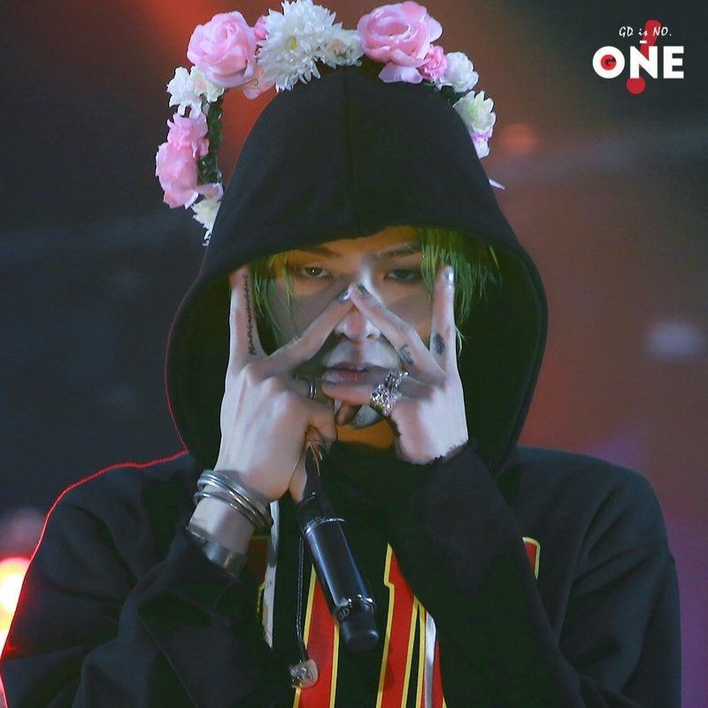drasteeee1's tweet photo. #VIPSelcaDay 
XD https://t.co/mQeatlnilX