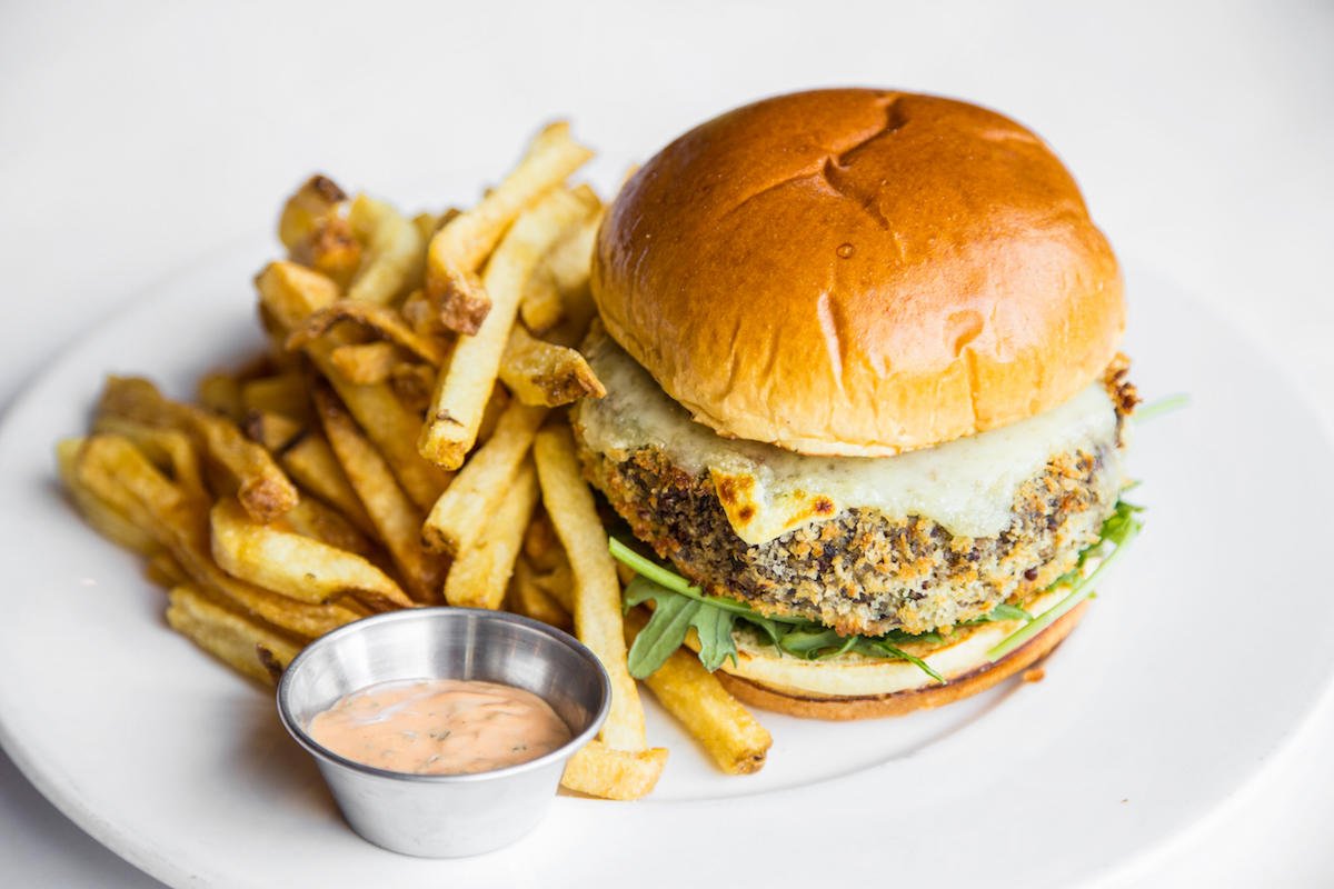 OpenTable's tweet image. It's #MeatlessMonday and we're celebrating with the latest trend in food; meatless burgers! @BOASteakhouse @BeatrixChicago @LoopRochester + more are serving top veggie burgers today and everyday! fal.cn/33il3