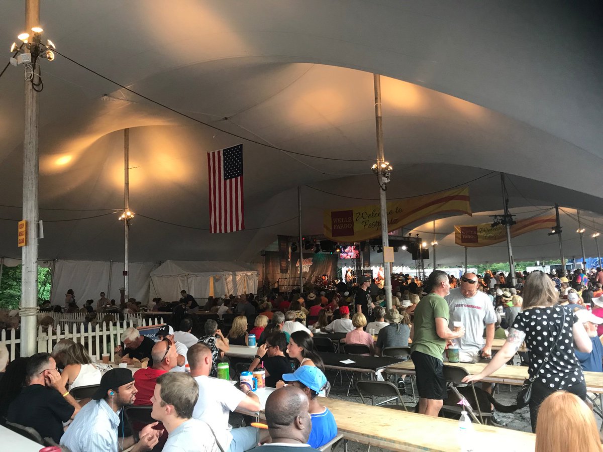 NiurkaRey's tweet photo. Musikfest in PA
so much fun! https://t.co/8NkNxJk2vo