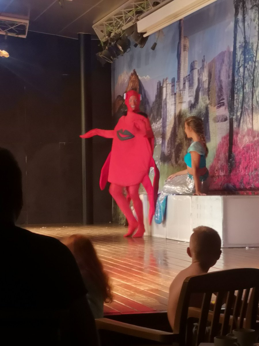 ALoadOfOldScrap's tweet image. Sooo I think @scott_mills was at my hotel in majorca in his crab outfit from strictly @Chris_Stark   🦀 #littlemermaid