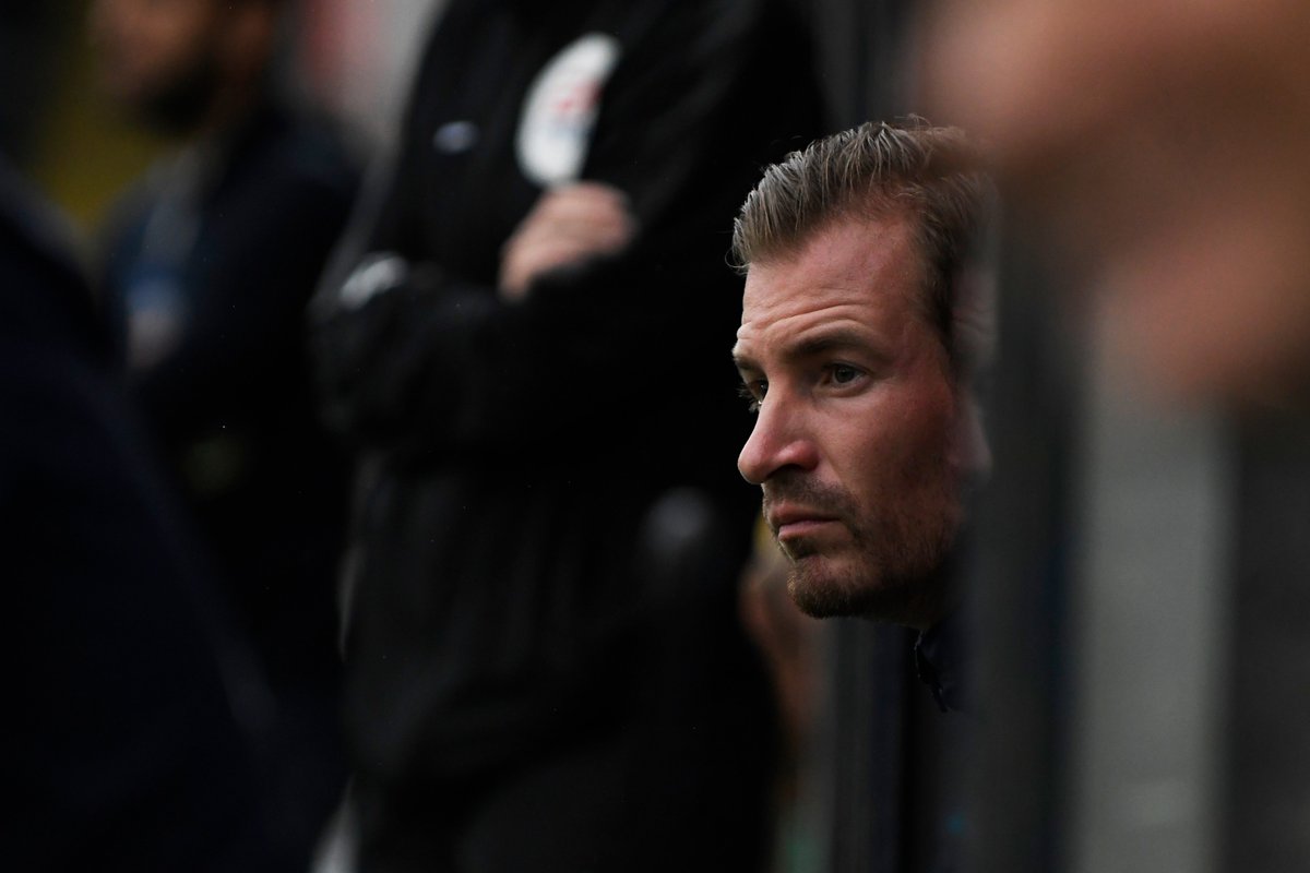 OptaJoe's tweet photo. 3 – For the first time in Football League history, three teams relegated from the top-flight in the previous season have lost their first match of the following season in the second-tier (Cardiff City, Fulham and Huddersfield Town). Hangover. https://t.co/xnoqKLe0zX