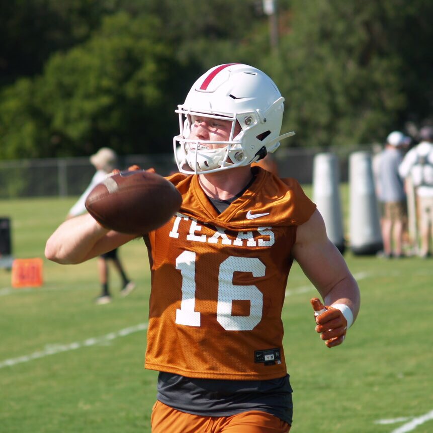 justinwells2424's tweet photo. Position-by-position intel from UT’s fall practices + charts of depth from @EricNahlin &amp; Me inside the Scoop: https://t.co/6D2YhMJByb (Members) #HookEm https://t.co/LHJcOsQyAR