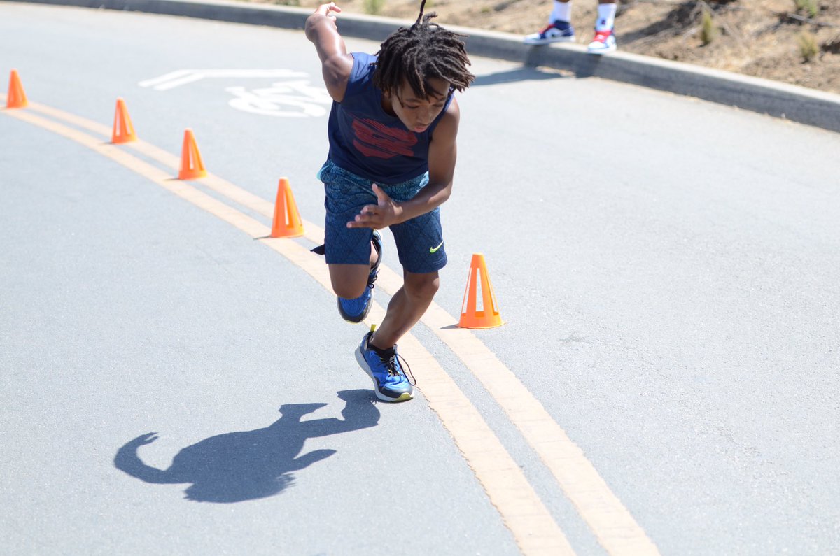 BornBeastAcadem's tweet photo. You can motivate by fear, & u can motivate by reward. But both those are temporary. Th only lasting thing is self motivation.-Homer Rice
.
.
“Failing to prepare is preparing to fail” #bba2yourgrandkids #BornBeast #sundayhillBeast #inseasonGrind https://t.co/BCbSJ079cv