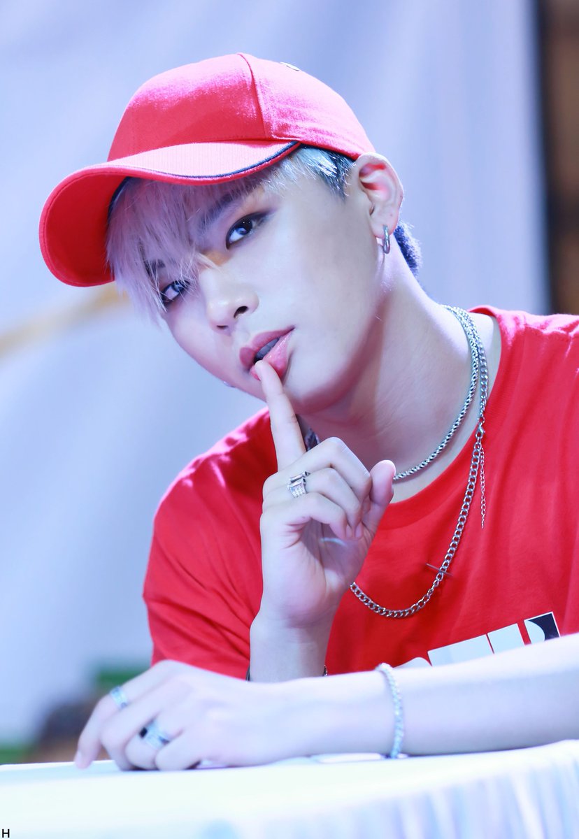 8eight_H's tweet photo. 190727 Are you ready in Yangon 
미얀마 프로모션1
#D_CRUNCH #HYUNHO #현호
 #디크런치 #ヒョンホ #이현호 
 
@DIA_CRUNCH https://t.co/qnBtNDBQ0a