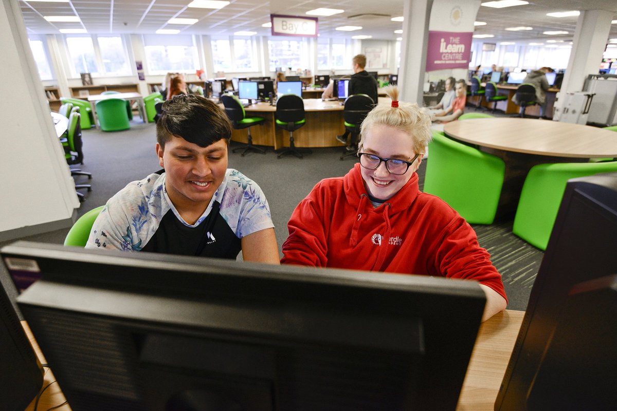 hopwoodhall's tweet photo. Enrolment starts in just two weeks time!! 👌

Be sure to check your letter for your enrolment time and day. If you have no letter or are unsure of what you need to do next, call either campus any weekday 8:30am-4:00pm 🙌 https://t.co/1BqwrxX1sA