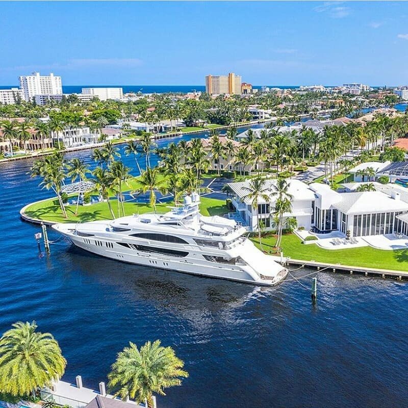 MagazineMiami's tweet photo. BE PATIENT. SOMETIMES YOU HAVE TO GO THROUGH THE WORST TO GET TO THE BEST.
#photo #from Royal Palm Properties ▪ @royalpalmproperties ▪ https://t.co/tkN32bwgf8
Photo by LIVING PROOF PHOTOGRAPHY ▪ @livingproof.photography ▪ https://t.co/skaufGa9lW
#miamistylemagazine #miami https://t.co/wrsPoAi2Id