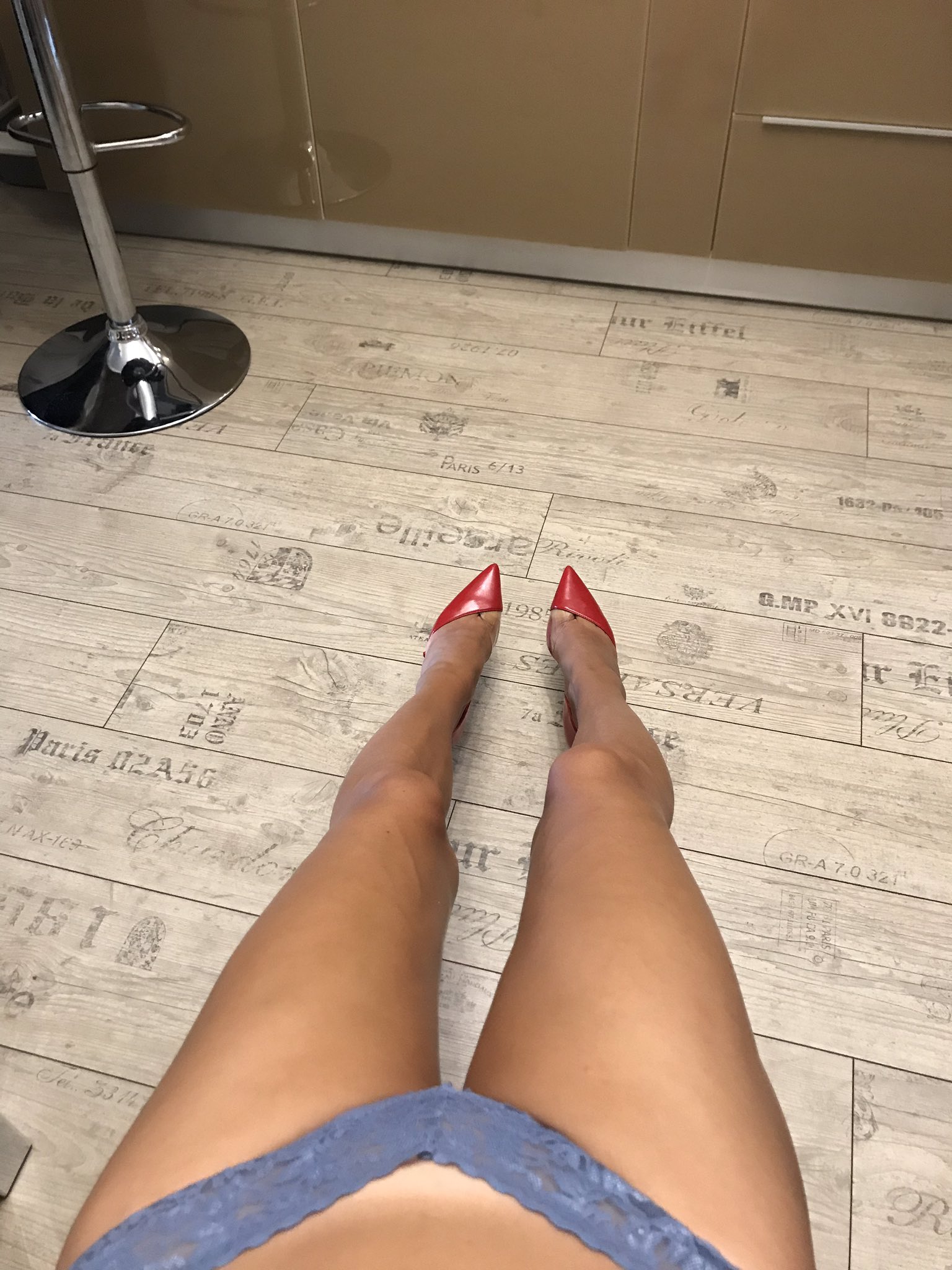 1 pic. Ok... i know i said i won’t buy shoes anymore, but i guess i am too weak and they are too nice and sexy!!! ☺️ https://t.co/R74AdRo9RA