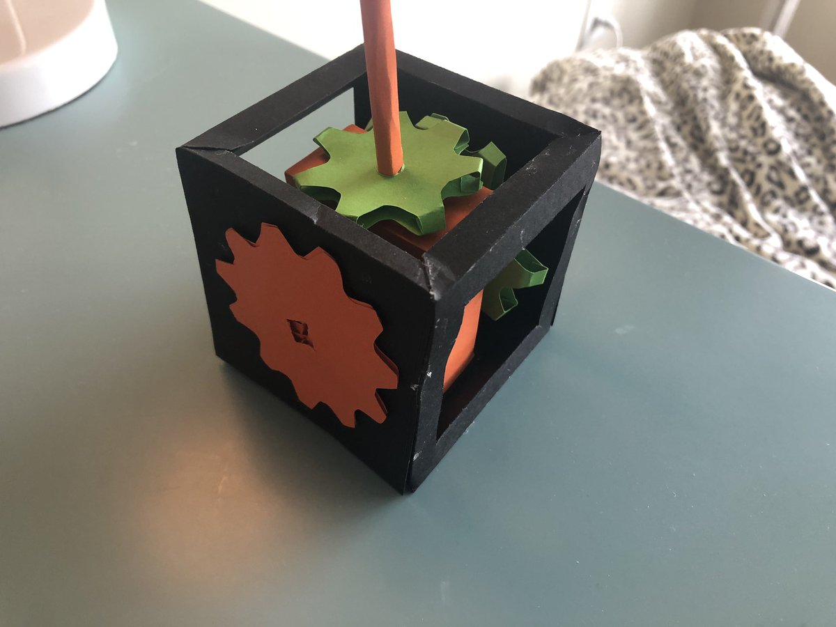 GiftedTawk's tweet photo. A great way to explore hands-on problem solving with Ss. #STEM https://t.co/DRFHy28bsf