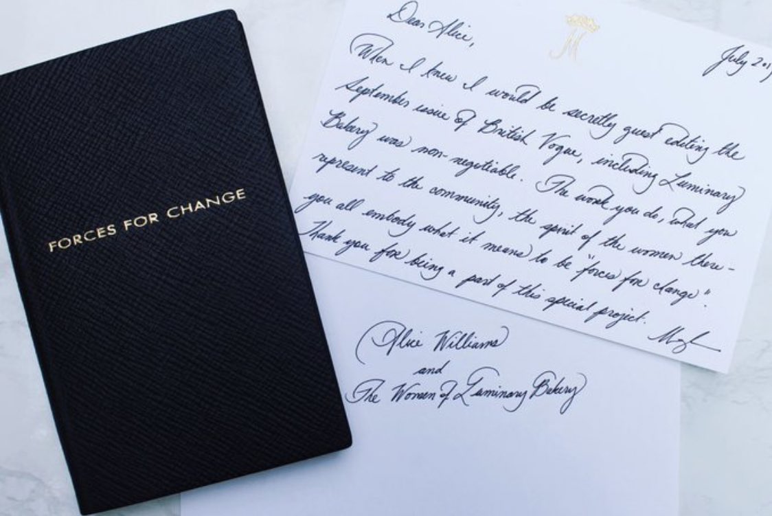 hwtears's tweet image. Meghan Markle applauded for her gorgeous cursive writing. Shouldn’t everyone have the right to possess that skill? ✍️ 
bit.ly/33cWwzQ
.
#handwrittennote #thankyounote #cursive