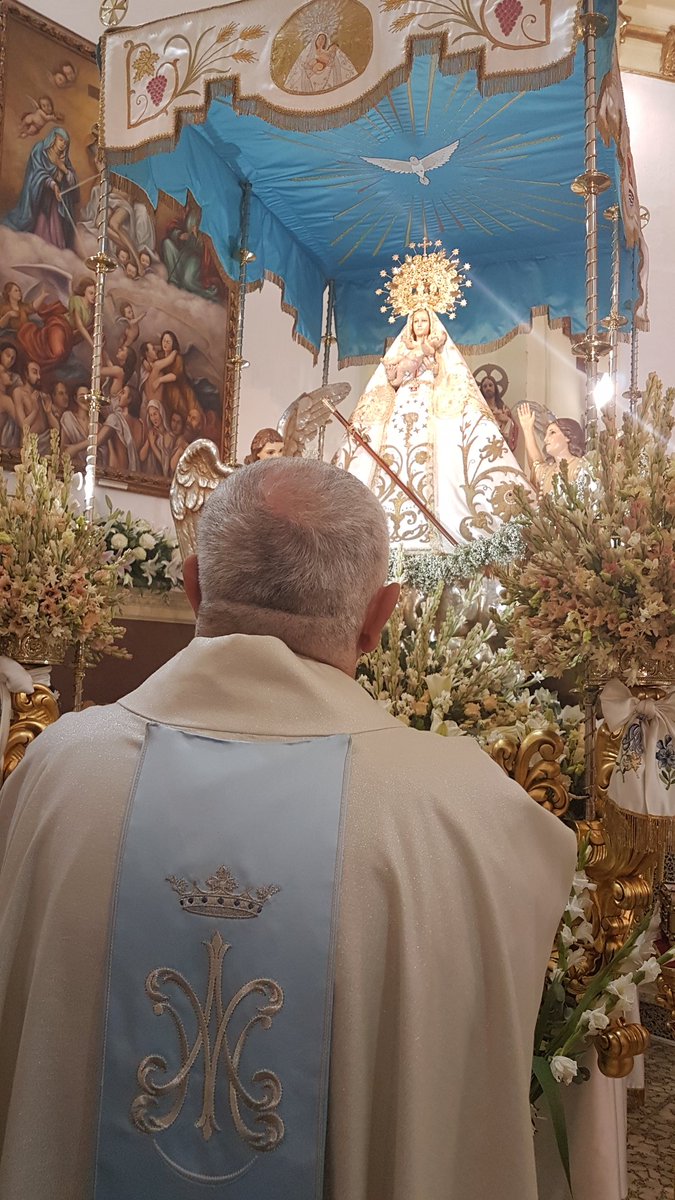 mcquero72's tweet photo. #Fiesta #Solemnidad #VirgenDeLasNieves #ParroquiaDeQuero #5Agosto #ArcipresteVillacañas #Celebrar #OrarJuntos #Familia #Pueblo #GenteSencilla #FePopular #HijosDeLaVirgen #HijosDeQuero @planpastoral @ParroquiaVillac @lmlucendo @DelegacionHHYCC @VictorRaulLR https://t.co/MffqI8A8H5