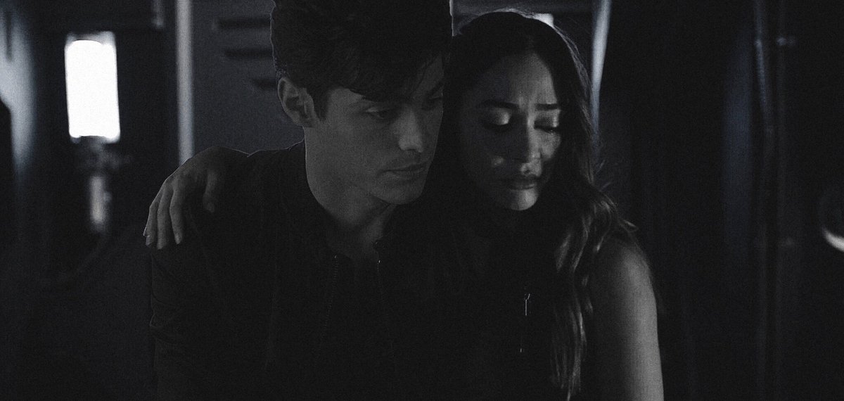 A moment alone . . .

<a href="/DefiantSpark_/">𝑴𝒂𝒓𝒆 𝑩𝒂𝒓𝒓𝒐𝒘 - 𝑪𝒂𝒍𝒐𝒓𝒆</a>