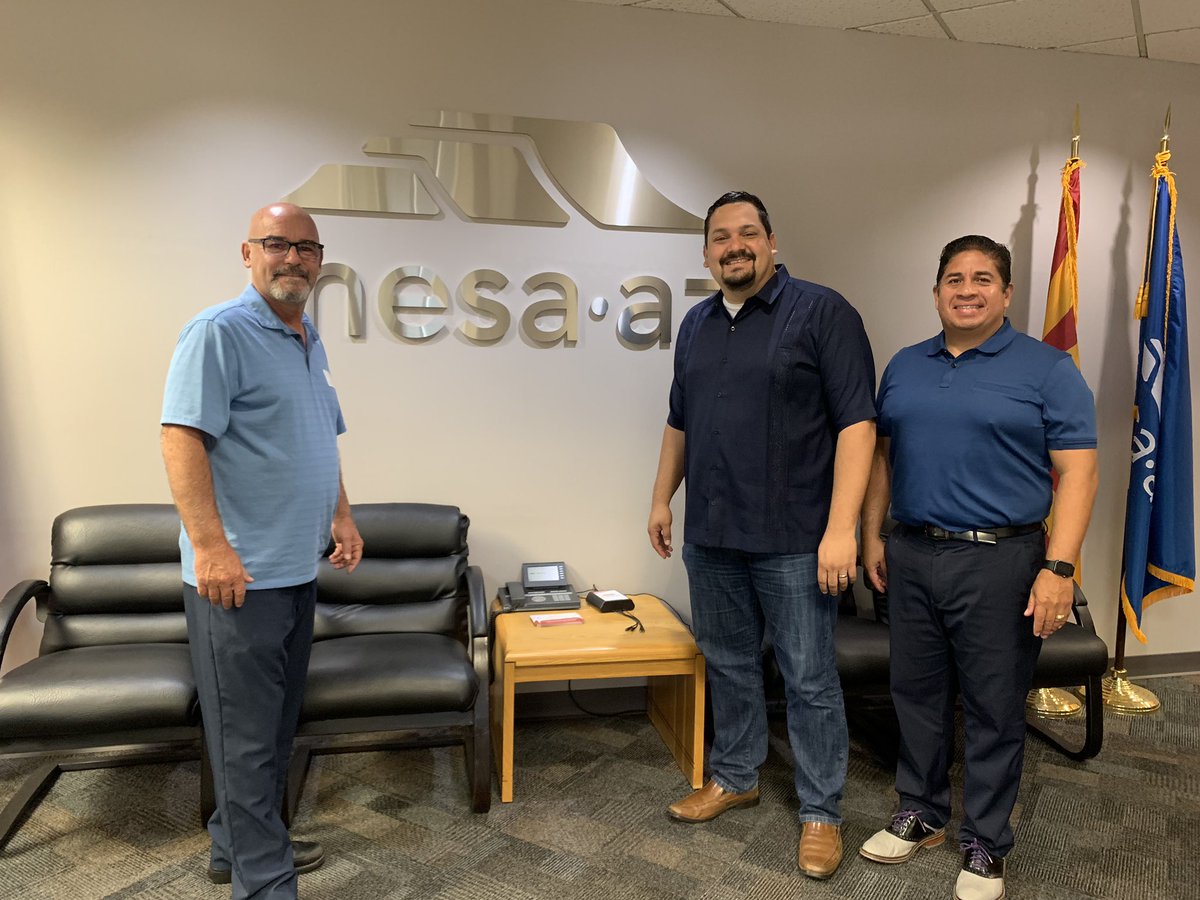 medarizona's tweet photo. Many thanks to @CITYOFMESA Councilman @frankieheredia for taking time to meet with @smartunionworks #Local359 to talk about workforce development and the role labor organizations play a big role in economic development. https://t.co/sRzGAQVfFy