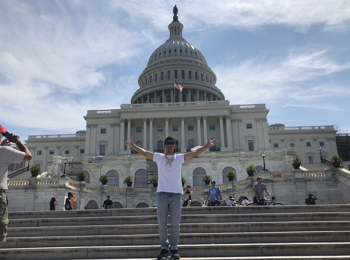 osakayouth's tweet photo. 【24WSJ ISTレポート㉔】
ワシントン1日観光では、午前中にリンカーン記念館・合衆国議事堂・ホワイトハウスなど、大急ぎで観光👀
美味しいビュッフェの後はショッピングモールで買い物🥰
映画でよく見る観光地に、大興奮の1日でした!!
#ScoutJamboree #24WSJ #FlatBP #JapanIST https://t.co/HQWHAbjy7W