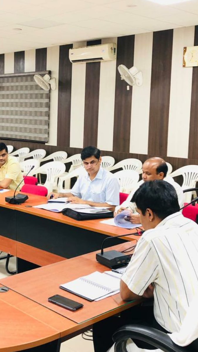 Meeting by Honourable Cane and Sugar Commissioner Sir  U P at DM office Sitapur in the presence of DM ,ADM Sitapur, Dy CC Lucknow and DCO Sitapur.