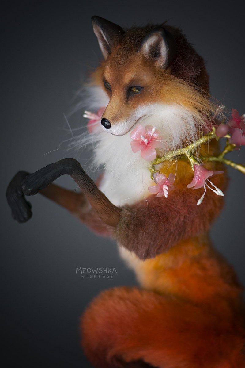 miaushka's tweet photo. Finally, Sakura fox (kitsune) is finished! 
Handmade art doll, standing on her 3 tails! 🌸 
#kitsune #fox #artdoll #doll #handmade #toy https://t.co/aOTc48rwpv