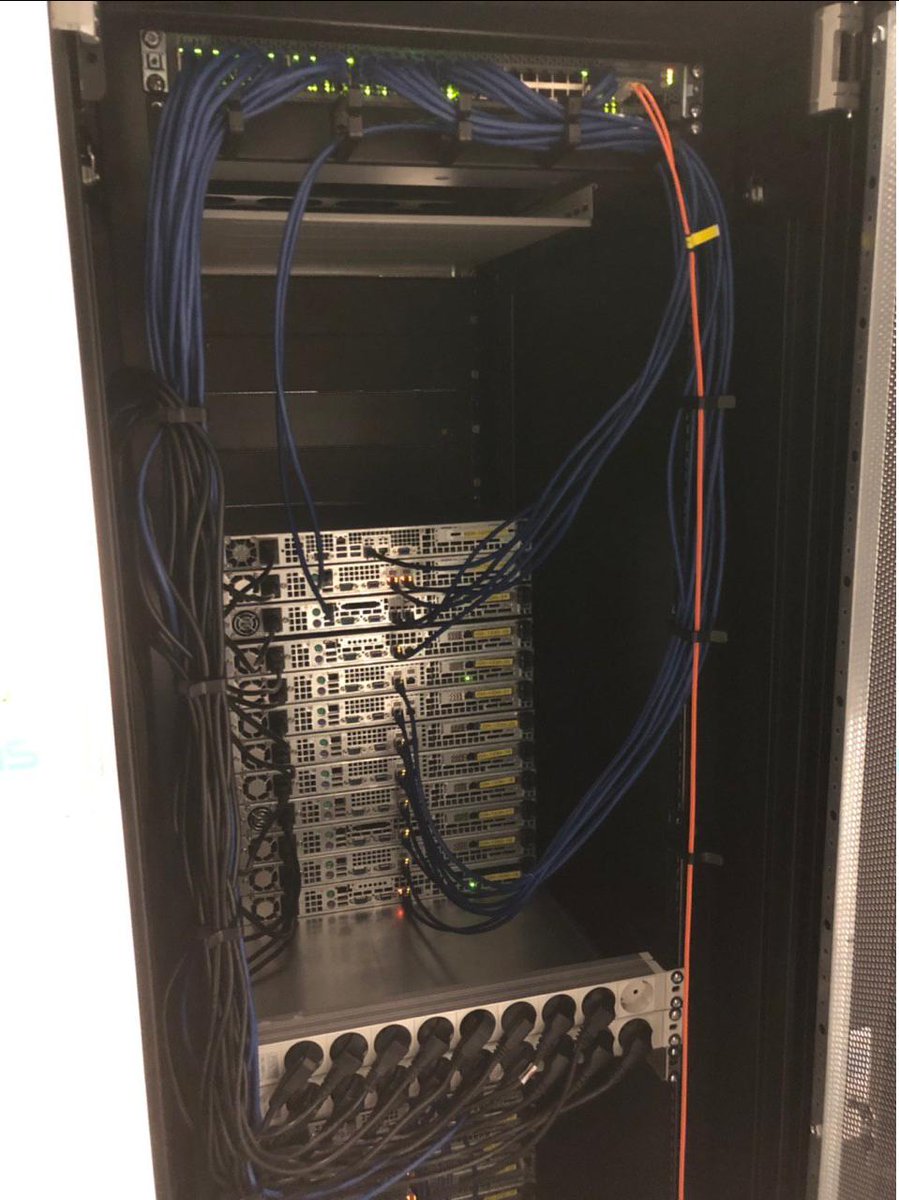 11 neue E3 Server wurden die letzten Tage eingebaut und verkabelt, um die hohe Nachfrage zu decken.

Inklusive ein neuer Xeon E3 1270v6 Server, welchen wir bereits erfolgreich getestet haben und bald in die Massenvermietung gehen wird.