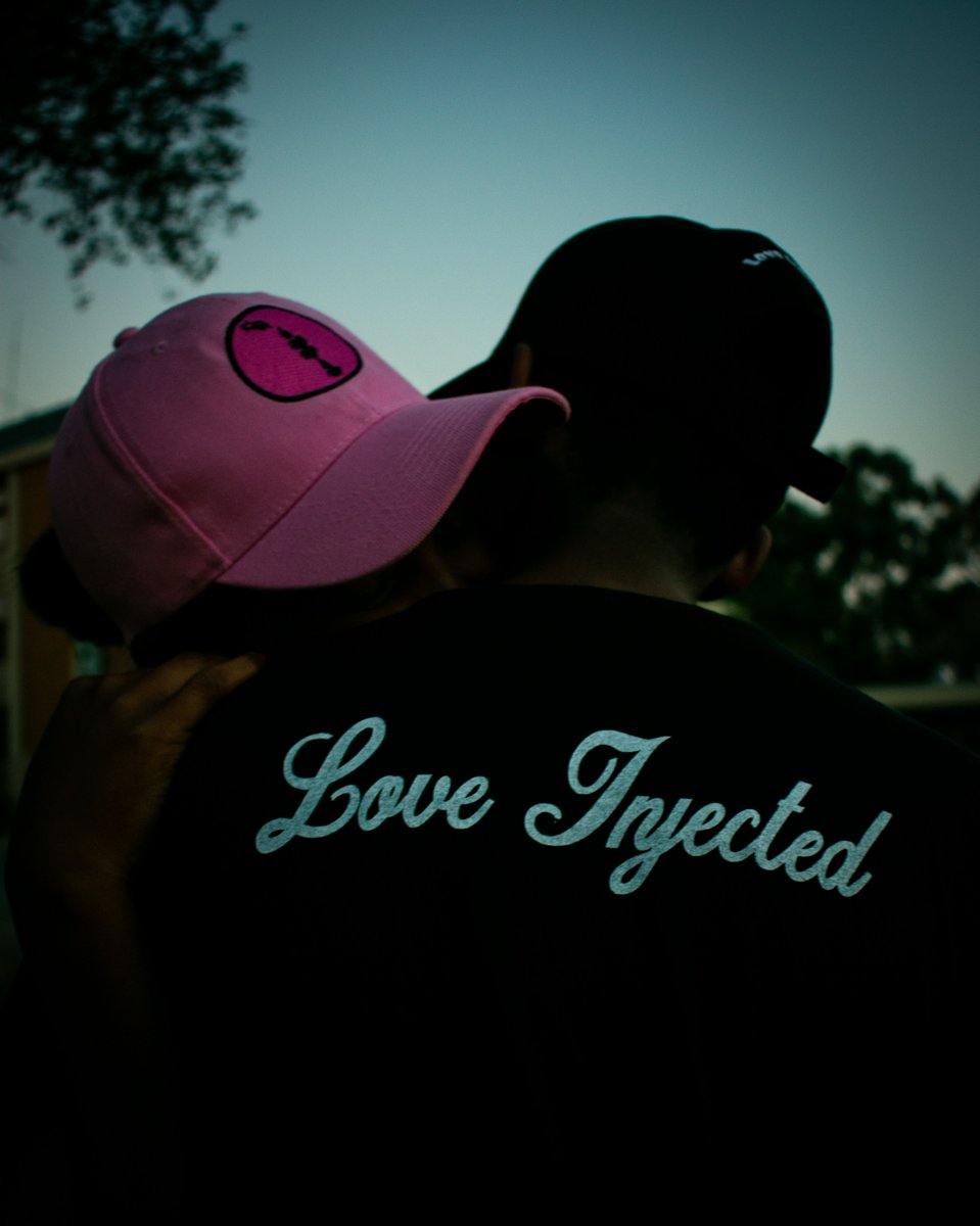 MaseIgnatius's tweet photo. You Inject you Love
#LoveInjected https://t.co/151YbtRInv