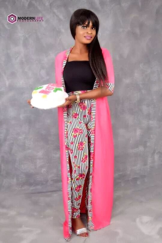 Rukoryah's tweet photo. If @DONJAZZY @MTNNG @ZenithBank could not wish me happy birthday, I wish myself a very happy birthday https://t.co/bUQqfBrgF4