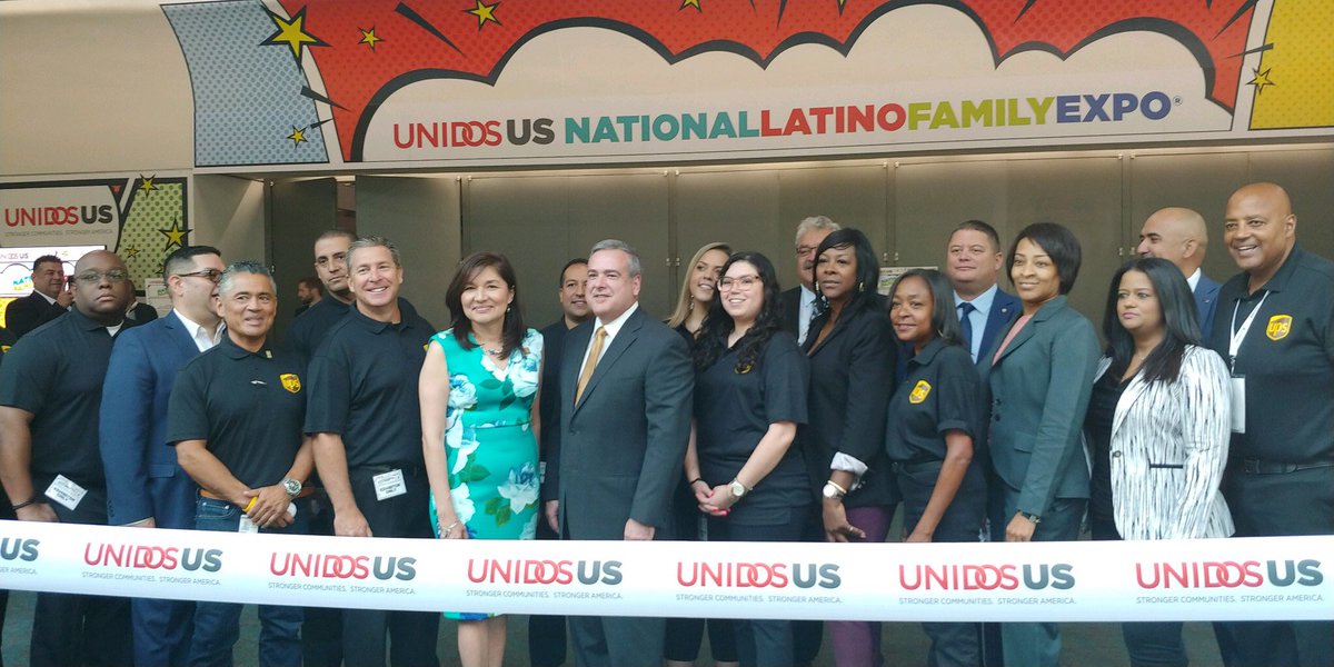 JD45587837's tweet photo. Thank You to all the UPS Volunteers at UNIDOS US-San Diego https://t.co/x8ZaoPPW0l