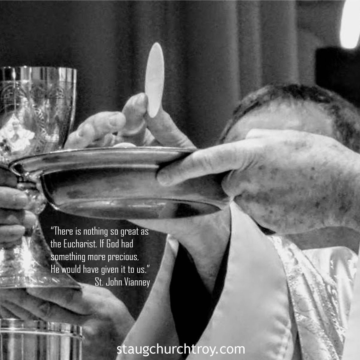 staugustinetroy's tweet photo. Jesus' gift at the feeding of the 5000 is not only sufficient but super-abundant and is shared with us.  Let Eucharist abundance lead us to compassion in deed and words, so that we can share the Gospel.  
#feedingthe5000 #Eucharist https://t.co/vwypbn1NYN