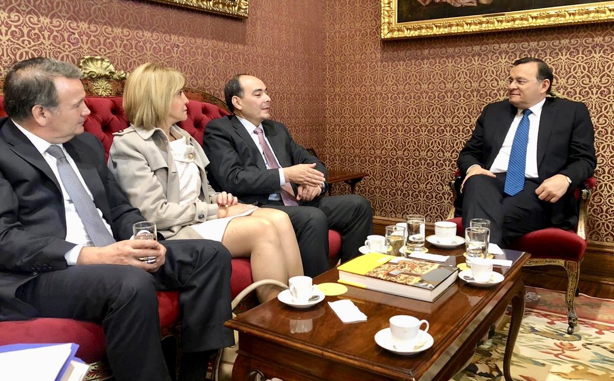 El canciller <a href="/ARivasPalacios/">Antonio Rivas Palacios</a> se encuentra en Perú 🇵🇪 para participar de la reunión del Grupo de Lima. Esta mañana mantuvo una reunión bilateral con su homólogo peruano, <a href="/NestorPopolizio/">Nestor Popolizio</a> en Torre Tagle, sede de la Cancillería de ese país.
