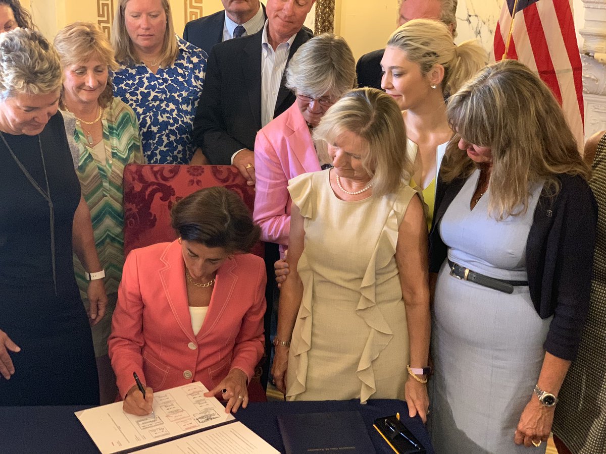 RIHouseofReps's tweet photo. HAPPENING NOW: Governor @GovRaimondo ceremonially signs legislation championed by @repmcentee33 that extends the state’s civil statute of limitations for childhood sexual abuse from 7 to 35 years. https://t.co/03q15Qka6w