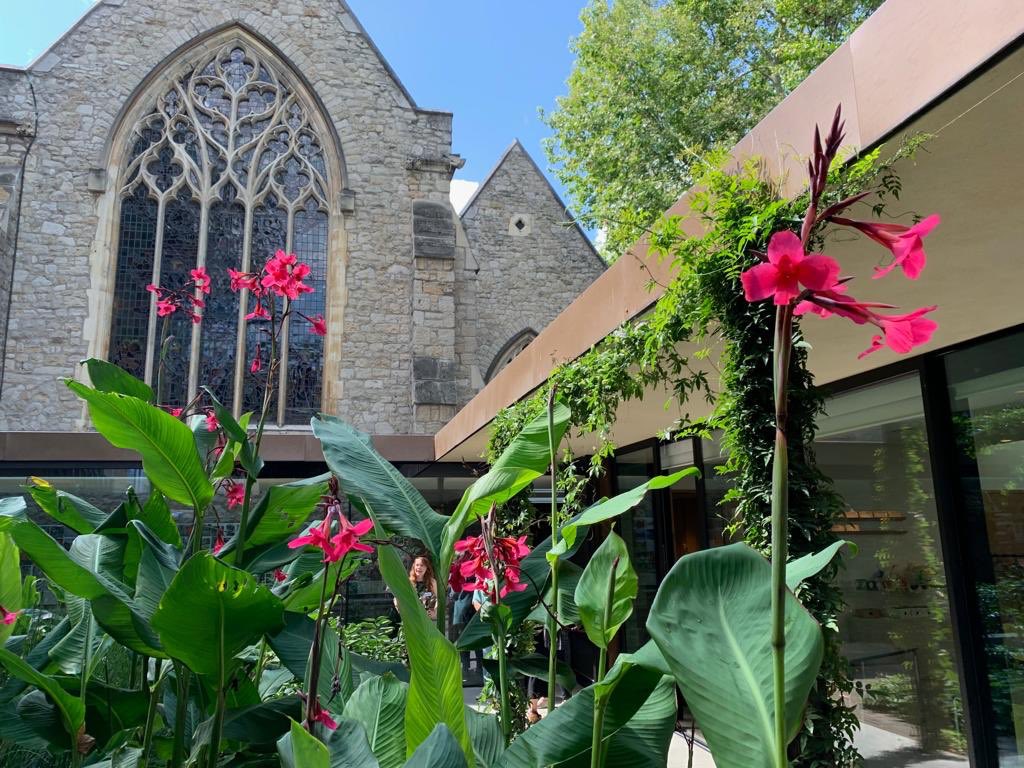 GdnLessOrdinary's tweet photo. Fabulous @GdnMediaGuild summer party at the Garden Museum. Thank you @Concraigsmith and @Stocktonbury for organising. https://t.co/LQqBGskbZI