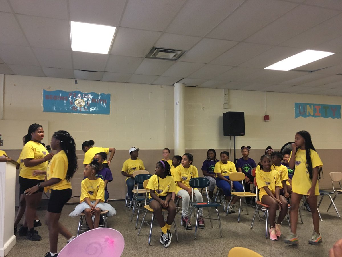 VoteStinnett's tweet photo. When Gems Baltimore, Betty Covington and Kenya Hall call me to speak, with no hesitation I am there. With much pride and gratitude I was one of the special guest speakers at the closing ceremony of the Gems Baltimore Summer Program. https://t.co/lfX3ebYK1R