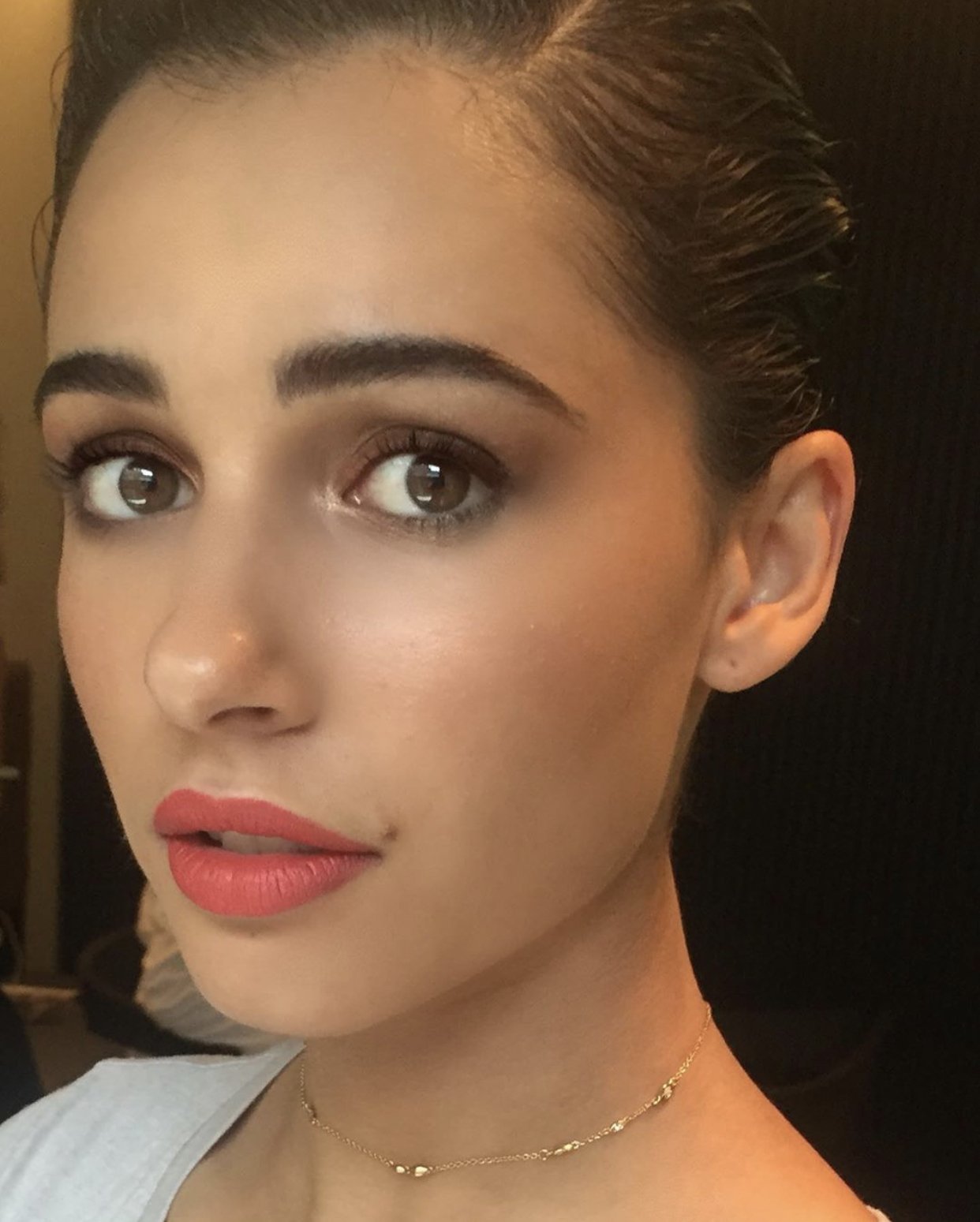 Naomi Scott Daily on X: 📷  Naomi's makeup look for the Louis