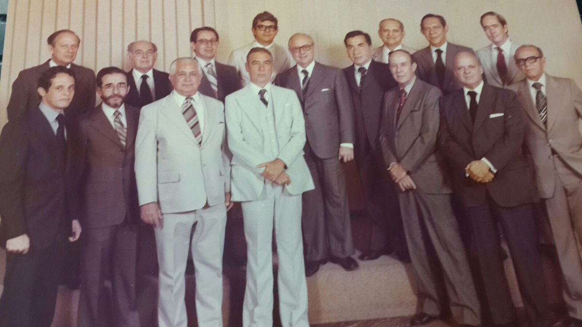 FundacionMEFRI's tweet photo. El General Rafael Alfonzo Ravard, obtuvo el puesto de primer presidente de algunas de las instituciones más importantes de #Venezuela: Comisión de Estudios para la Electrificación del Caroní (CEEC), 1953, la #CVG 1963, Electrificación del Caroní (#EDELCA), 1973, @PDVSA 1975 https://t.co/yGOqSjLyoc