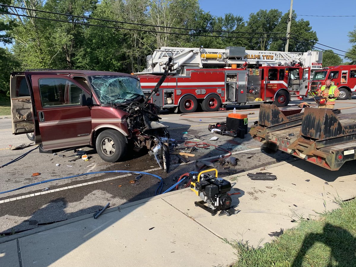 MiamiTwpFD's tweet photo. Crews responded this morning to the 6000 block of Branch Hill Guinea Pike for a 2 vehicle MVA. One patient was entrapped and after extrication flown by @UCEmergencyEMS air care with serious injuries. The roadway has since reopened. #fire #ems #extrication #entrapment #dashroll https://t.co/KLLy1RpDwk