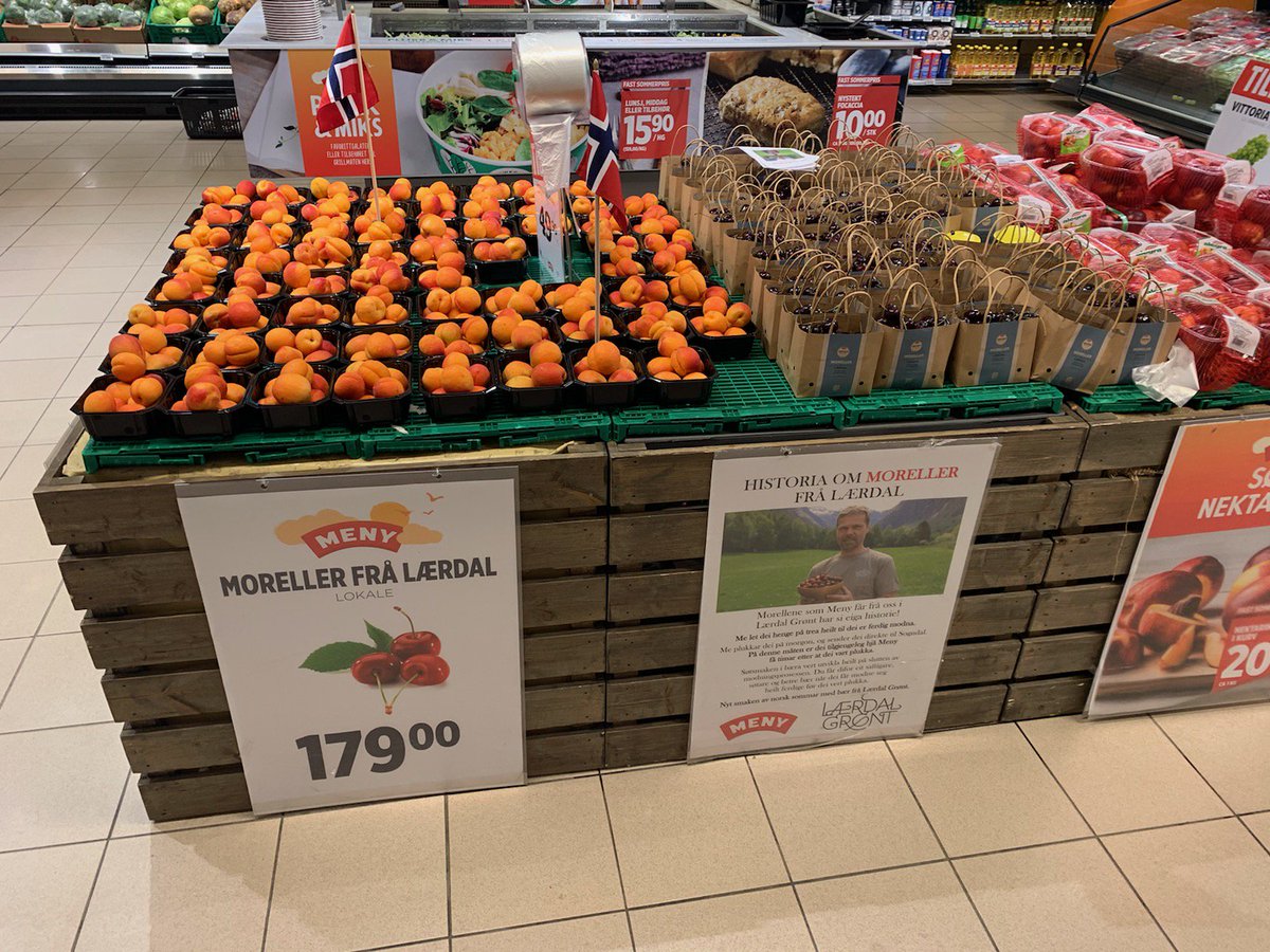 sveinol's tweet image. Aprikos frå #Lærdal på Meny i Sogndal. Tøft!