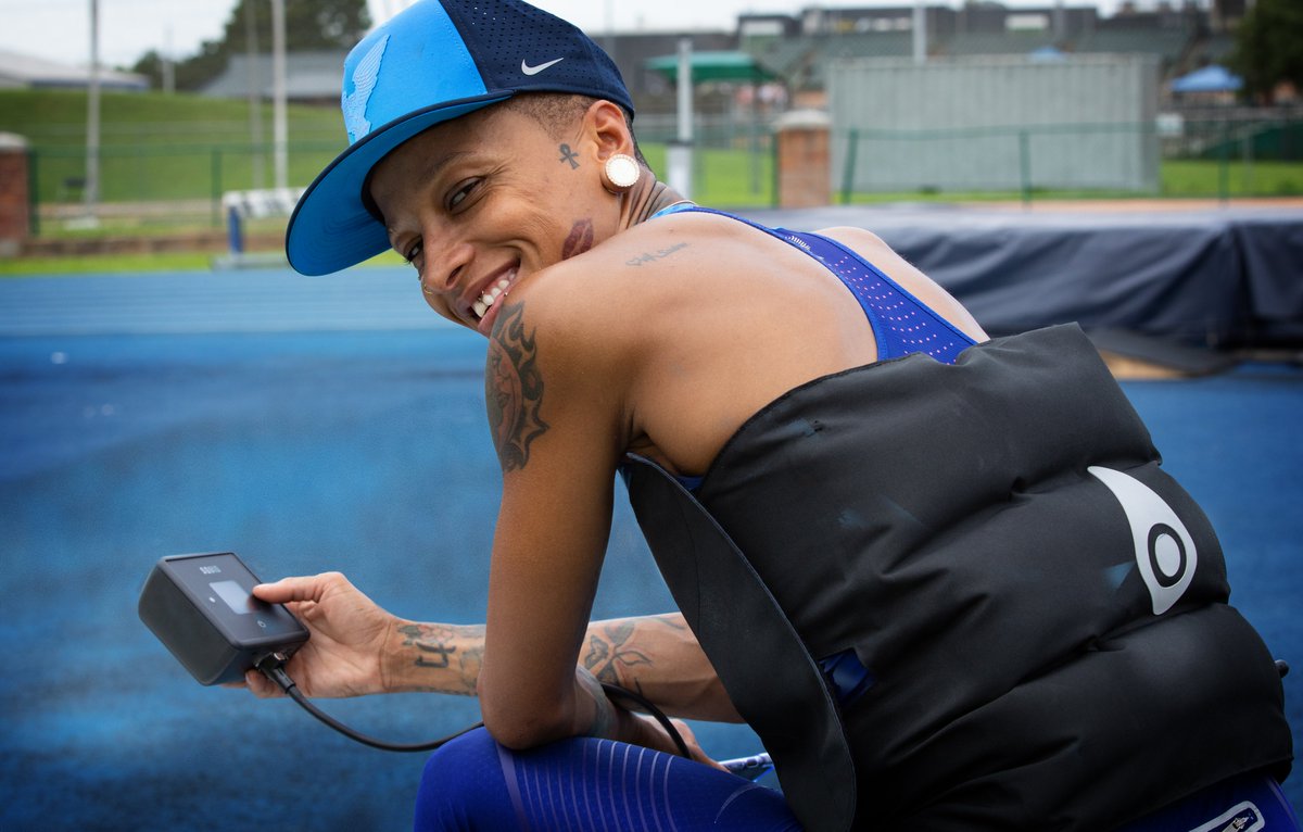 TheSquidTeam's tweet photo. Olympic medalist Inika McPherson smiles after a great training session because she knows that #SquidGo always has her back. Our breakthrough technology helps alleviate soreness, allowing Inika to return to action sooner. Shop advanced relief now at https://t.co/TDgsGgqQXL. https://t.co/UJK8G8iLiB