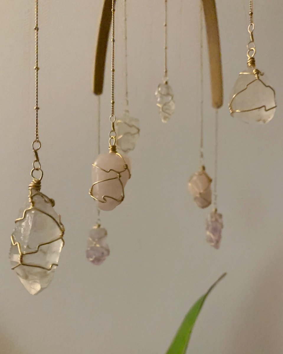 ABAjewels's tweet photo. This weekend I completed another custom-made Crystal Mobile!
๐ฎ
Made with:
-Clear Quartz
-Rose Quartz
-Amethyst -Brass
-Organic Acacia Wood โจ
These bespoke mobiles are available via https://t.co/vd5A6QBnzz
๐
#ABAjewels #CrystalMobile #ABAhome #ABAbaby #crystalmagic https://t.co/tbjaWahdW2
