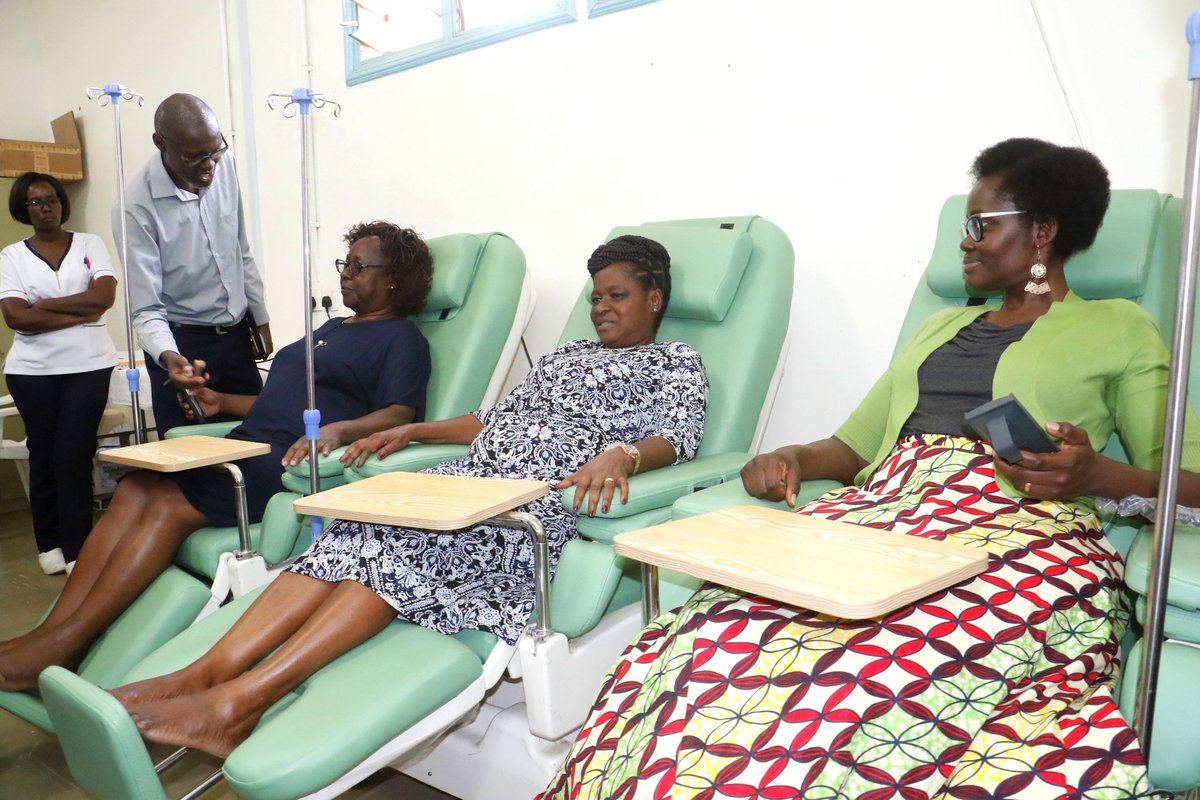 FirstLadyMKN's tweet photo. @CFLA2017 has partnered with @Roche, @Women4Cancer and Africa Cancer Foundation to fight cancer through EMPOWER project that seeks to contribute to prevention, early diagnosis, treatment and education of women in the community on cervical and  breast cancer. @KisumuCountyKE https://t.co/MeO2NfmM4z