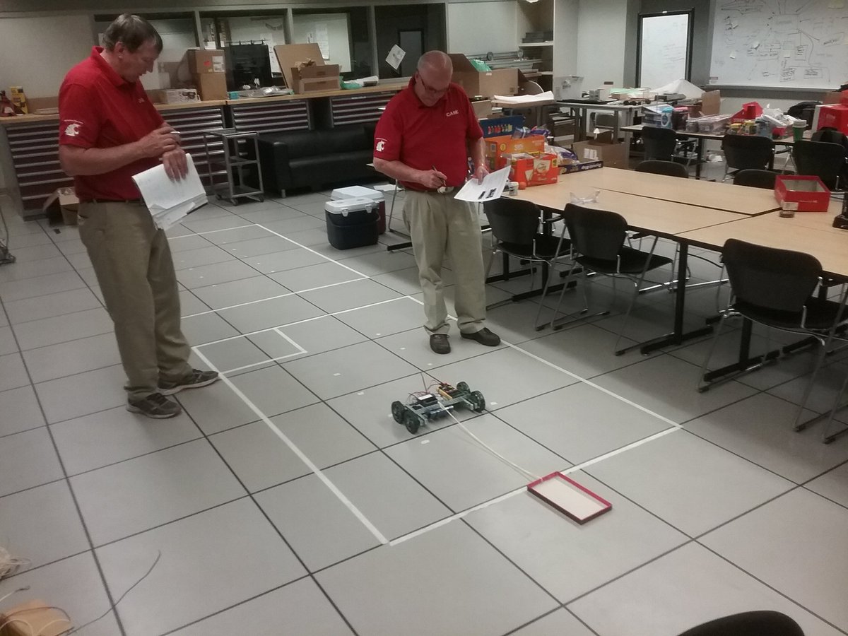 meyermar51's tweet photo. Tractor pull competition is just starting at CASE MSA in Washington.  #MSAnerds#APTnerds @case4learning https://t.co/KaFB59mPLA