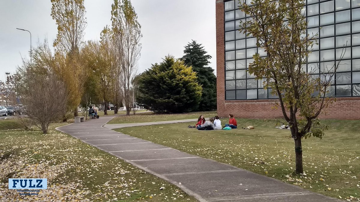 laFULZ's tweet photo. Hoy se retoma la actividad administrativa y académica en nuestra Casa de Estudios, ¡les damos a todos la bienvenida al segundo cuatrimestre! 😄💪
#FULZ #ComunidadUnlz #LomasDeZamora https://t.co/ph8l24NgME