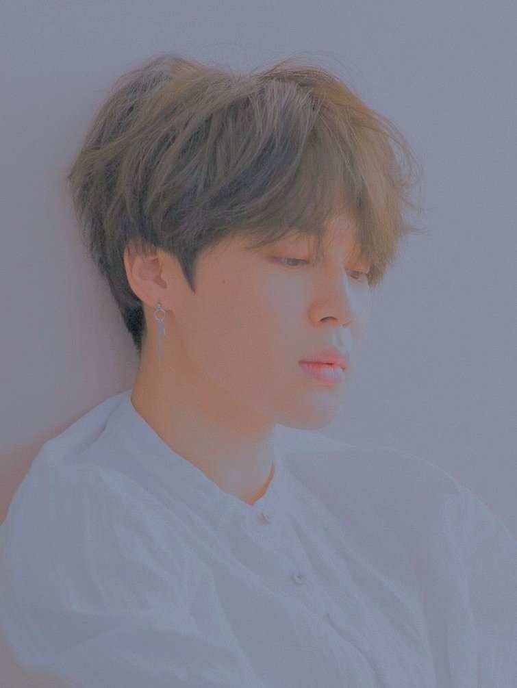 aria_emz's tweet photo. Siempre hay una primera vez para todo UwU
#ARMYSelcaDay #ARSD @BTS_twt https://t.co/Xkdy184ZJK