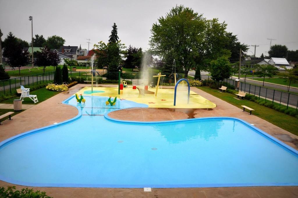 Une pétition pour une piscine publique à #Louiseville
1031fm.ca/nouvelles/2019… #Mauricie