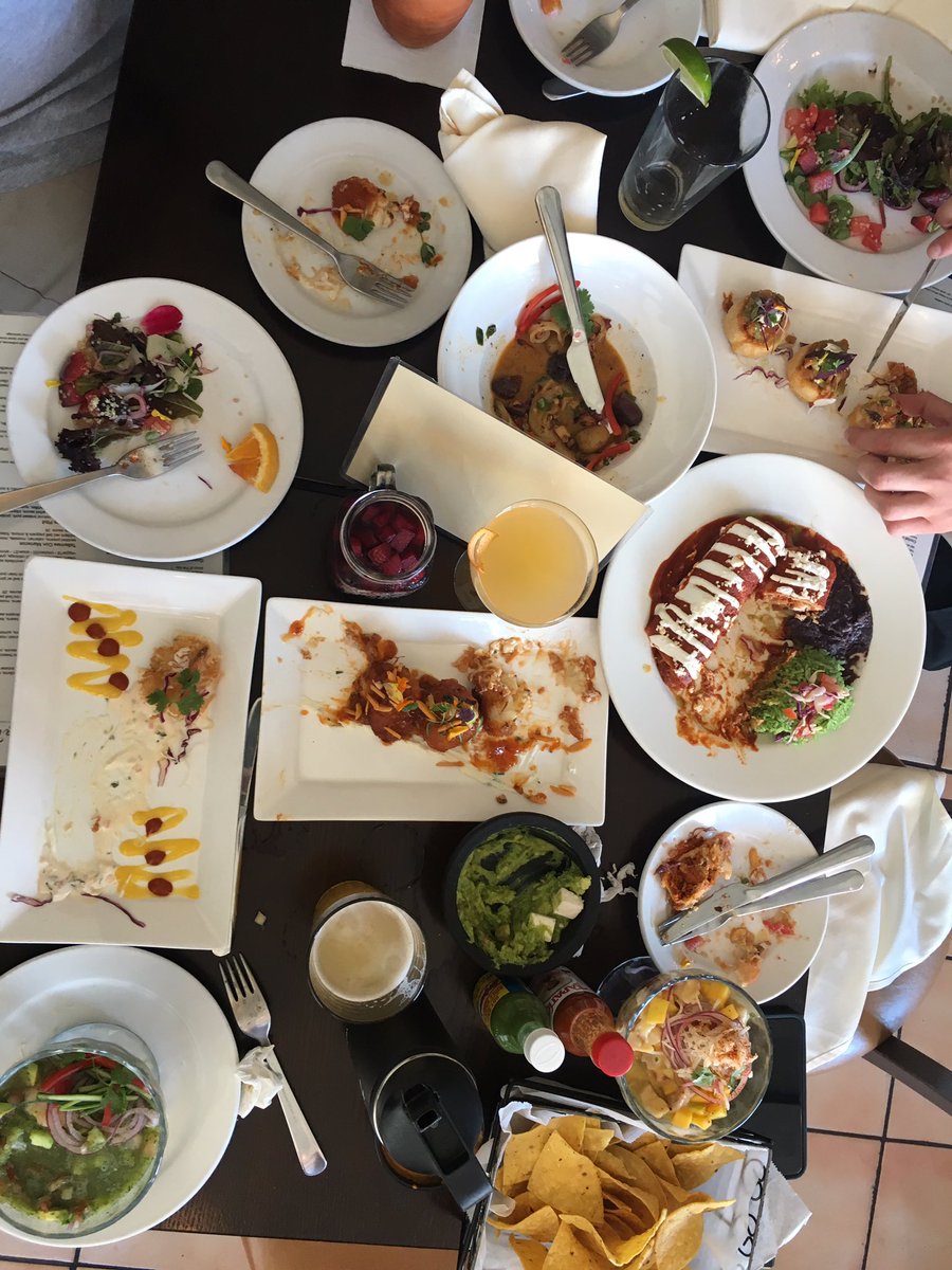 The aftermath of a successful photoshoot at <a href="/lavigaseafood/">La Viga Seafood</a> 
<a href="/visitRWC/">Redwood City Improvement Association</a>