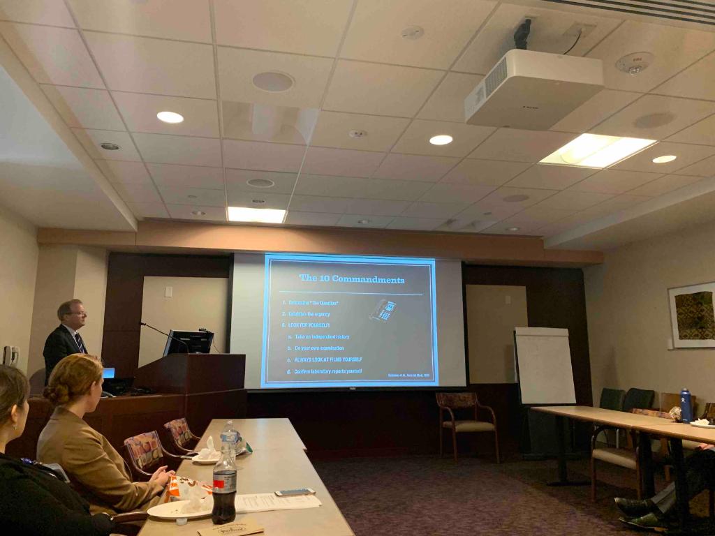 MayoPCCM's tweet photo. Dr. Morgenthaler presented a guide to effective consultation during today’s noon conference. #bespecific #closedloopcommunication https://t.co/GxMOoJmyrg