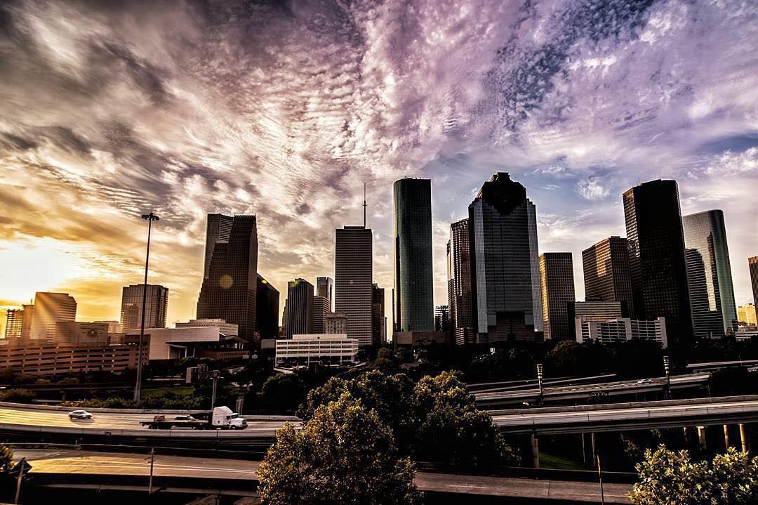 WelcomeWilson's tweet photo. Our beautiful city!! #houston #texas #business #motivational #success #celebrity #realestate #inspirational #welcomegroup #realestatedeveloper #universityofhouston #welcomewilsonsr #uh #entrepreneurship #entrepreneur #businessman #realestateinvesting #motivate #goals #ambition https://t.co/2P5pkZWuGw