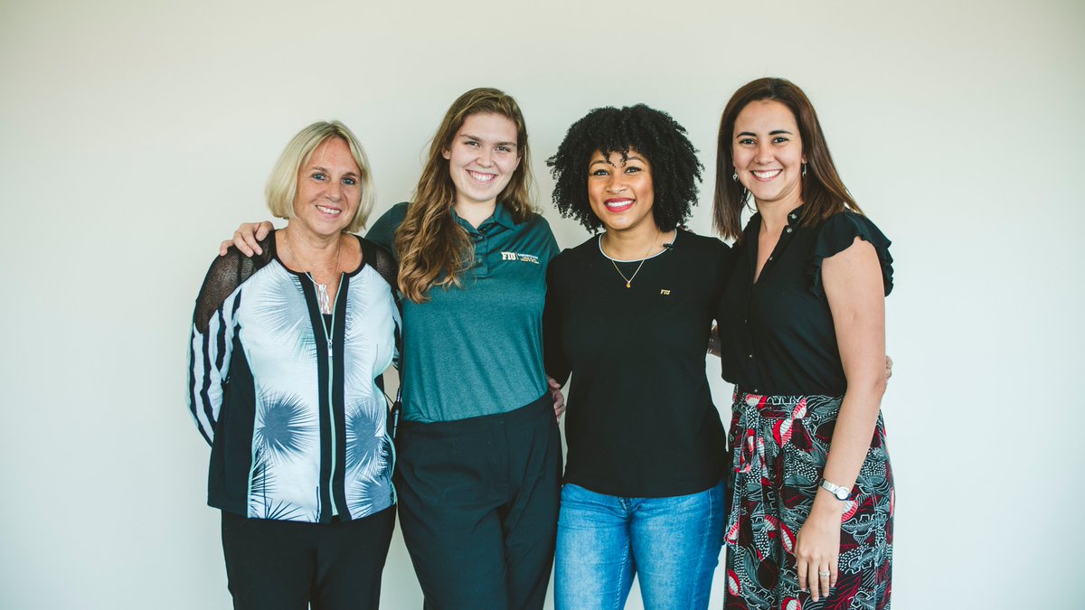 GoGlobalFIU's tweet image. Thank you to #GLAlumni, Danielle Lyn, for creating the Rupert L. Lyn #GlobalLearning Scholarship in honor of her late brother. Her generous award will fund Emily Morgan's research on sustainable food sources! Read more: bit.ly/2YIoPmD #GLMedallion #GoGlobal #FIU