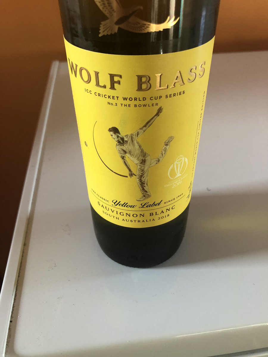 Happy birthday knee five years old today nearly forgot so wrapped up with today’s result better have a little drink to celebrate <a href="/bbctms/">Test Match Special</a> <a href="/CricketAus/">Cricket Australia</a>